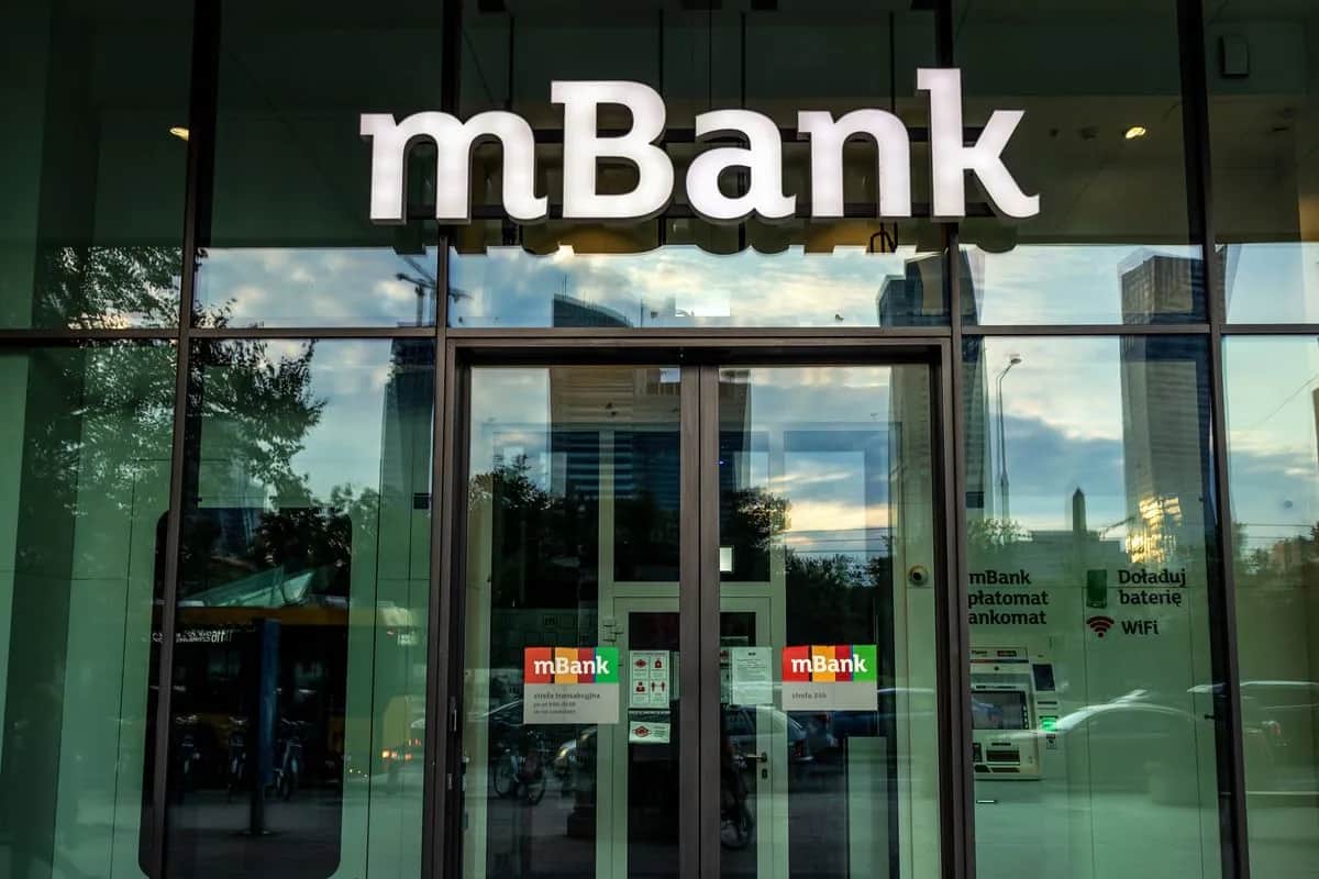 Jak zamknąć konto w mBank przez aplikację? Oto co musisz wiedzieć